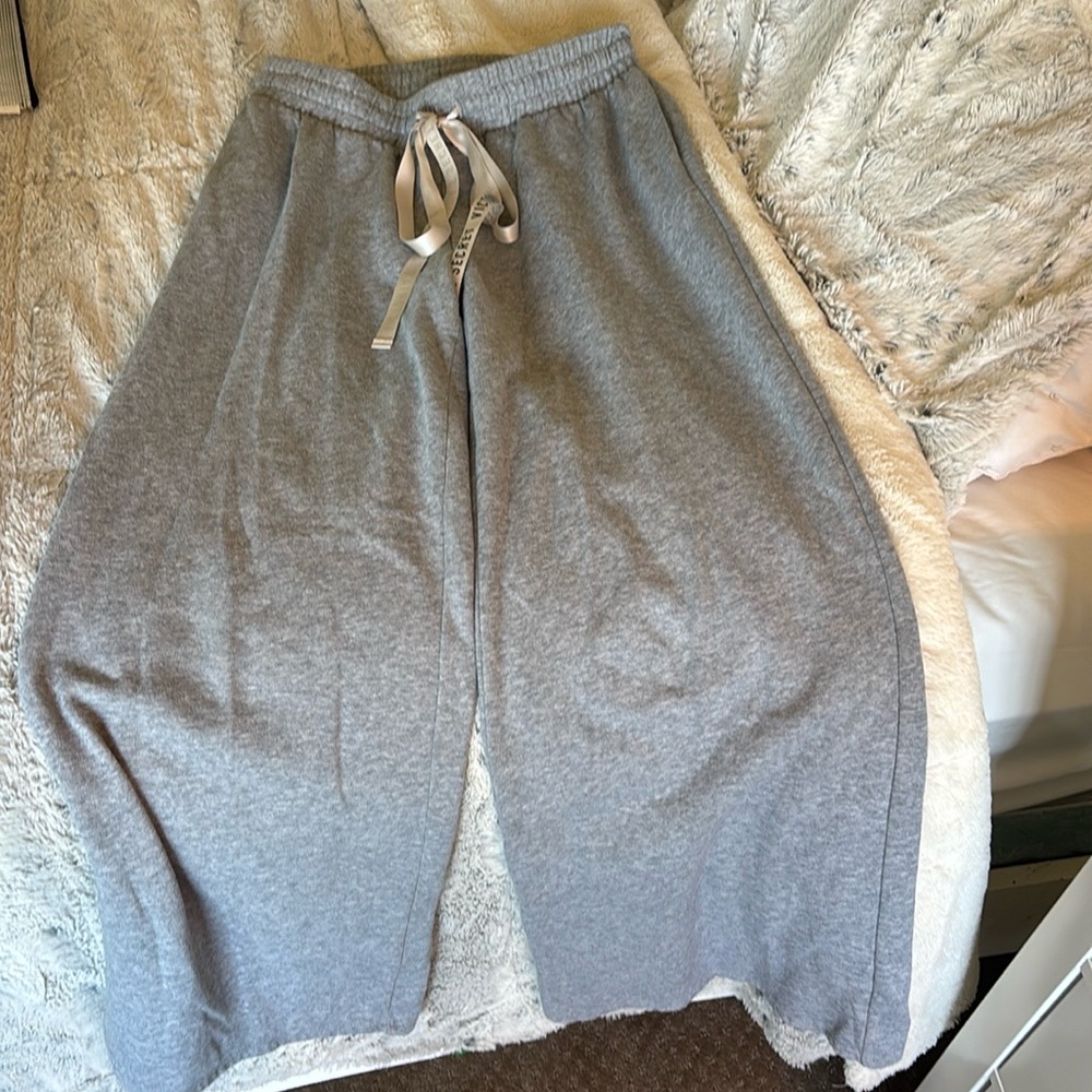 Victoria’s Secret sweatpants